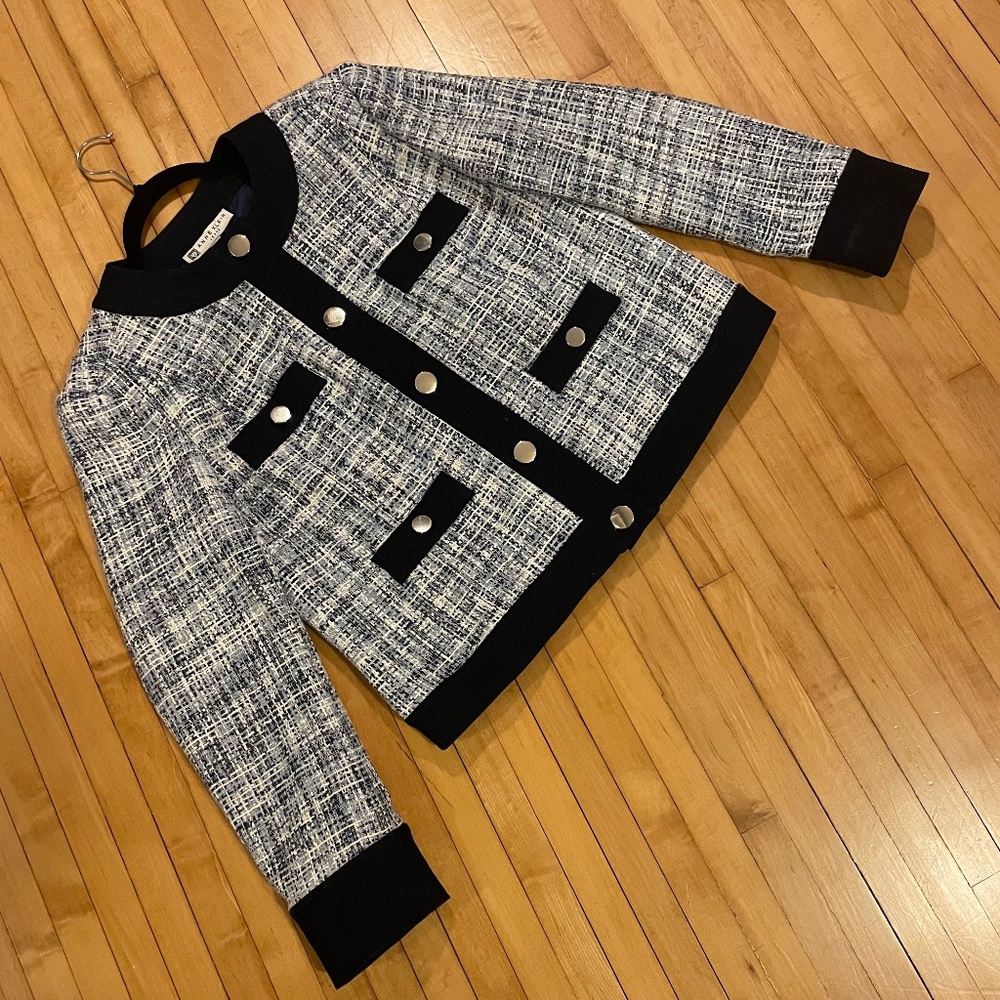 ANNE KLEIN Lady Jacket Boucle Tweed Denim Trim Gold Buttons Lined Collarless